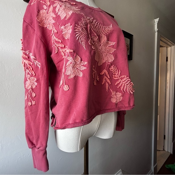 Anthropologie Fern and Floral Appliqué Embroidered Pink Crewneck Sweatshirt M - Picture 6 of 10